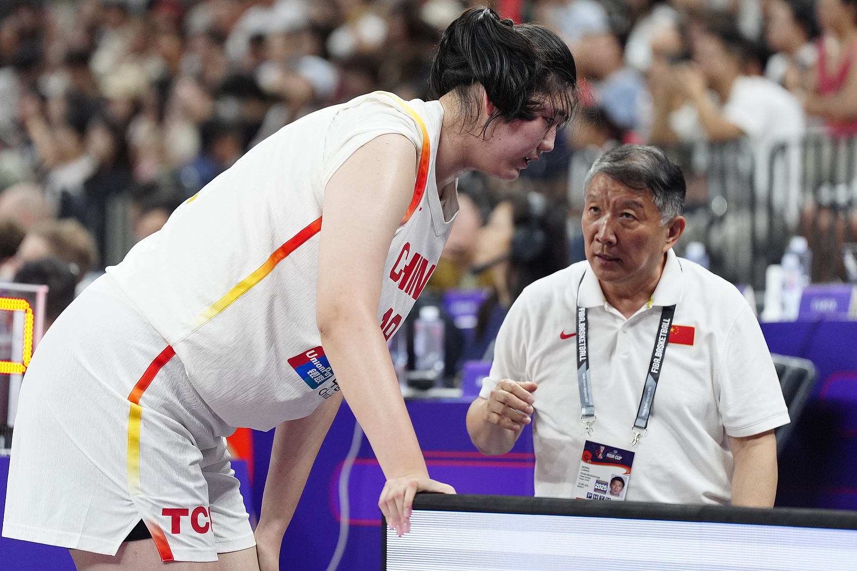 宮魯鳴：今天嘗試不同陣容起到了相應(yīng)效果 會(huì)總結(jié)準(zhǔn)備半決賽&決賽